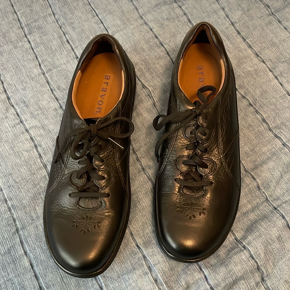 Aravon Oxford Black Leather Delilah